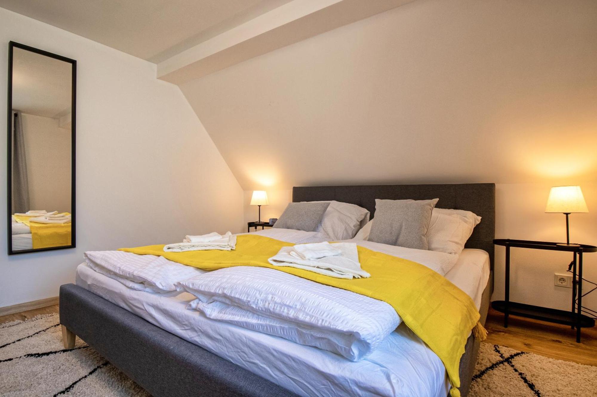 Apartment 110 Qm Penthousewohnung Bei Bonn / Koeln